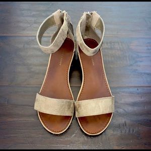 Rock & Candy by Zigi Brown Sandal w/ Tassle